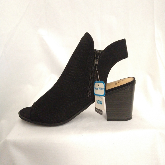 Time And Tru Airy Peep Toe Chunky Heel, Size 10 Wide, NWT - Picture 5 of 7